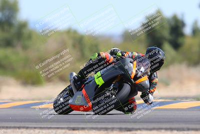 media/Mar-10-2024-SoCal Trackdays (Sun) [[6228d7c590]]/11-Turn 7 (130pm)/